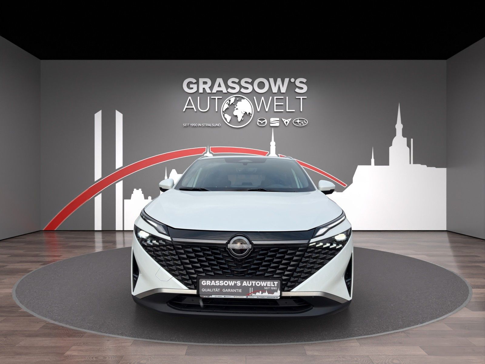 Fahrzeugabbildung Nissan Qashqai 1.3 DIG-T Tekna HeadUp/NAVI/ACC/360/LHZ