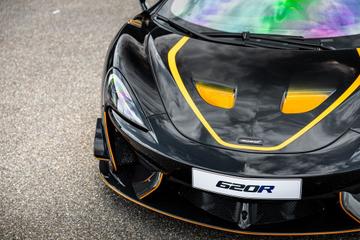 2020 Mclaren 620R — миниатюра 11