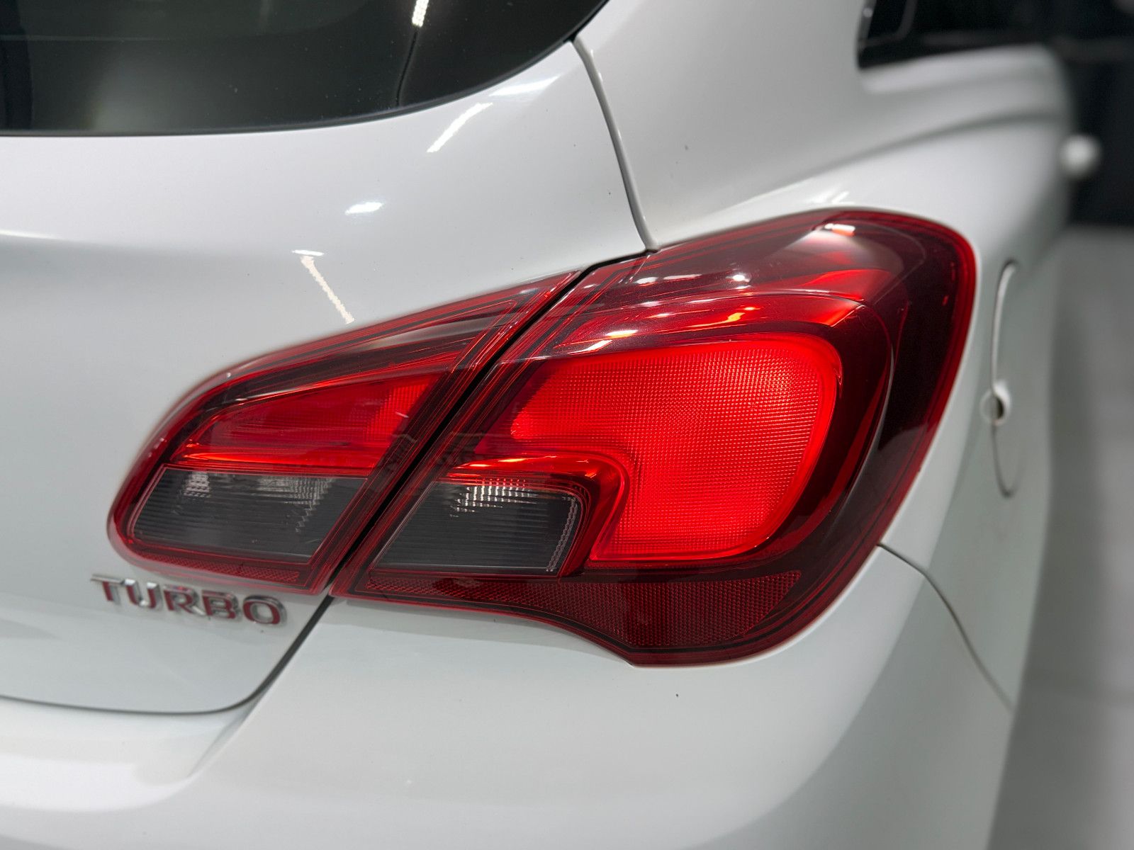 Fahrzeugabbildung Opel Corsa E Color Edition ecoFlex |KLIMA|NAVI|PDC