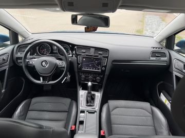 Volkswagen Golf - 12