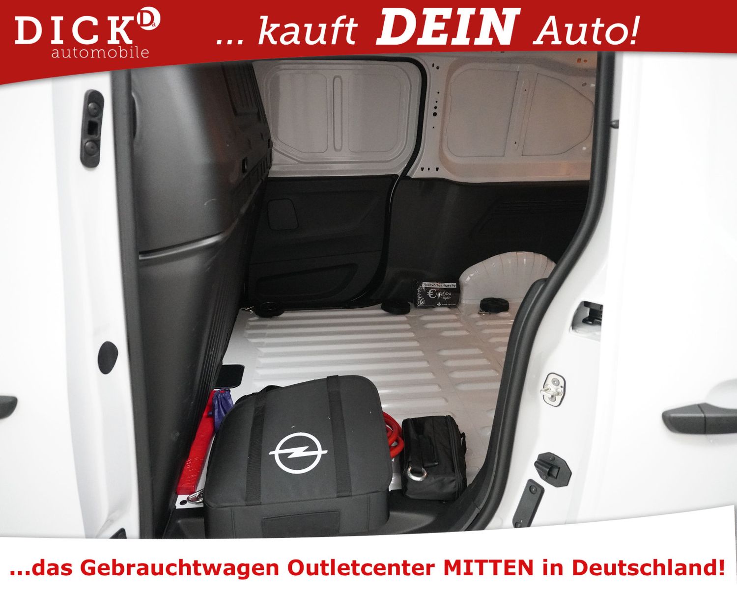 Fahrzeugabbildung Opel Combo Electr XL CLIMATR+NAV+KAM+AHK+PDC+TEMP+MFL