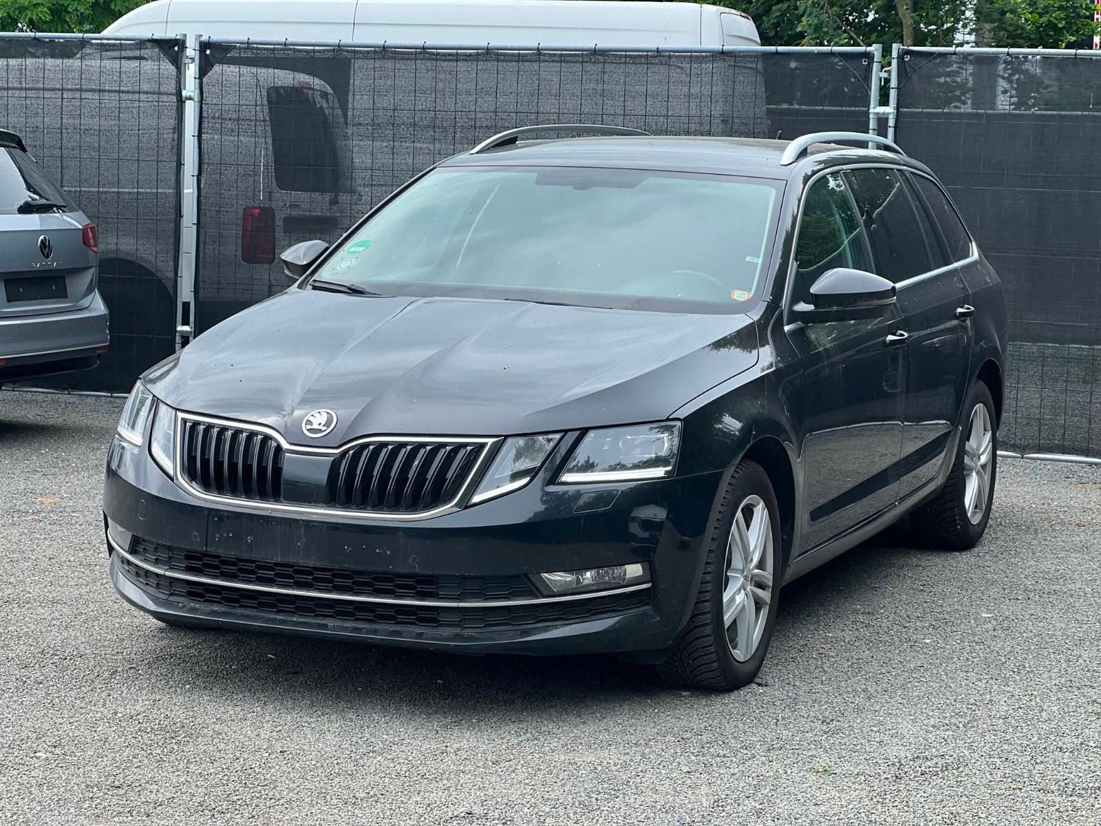 Skoda Octavia Combi Style*2.0 Diesel*150PS*Business*