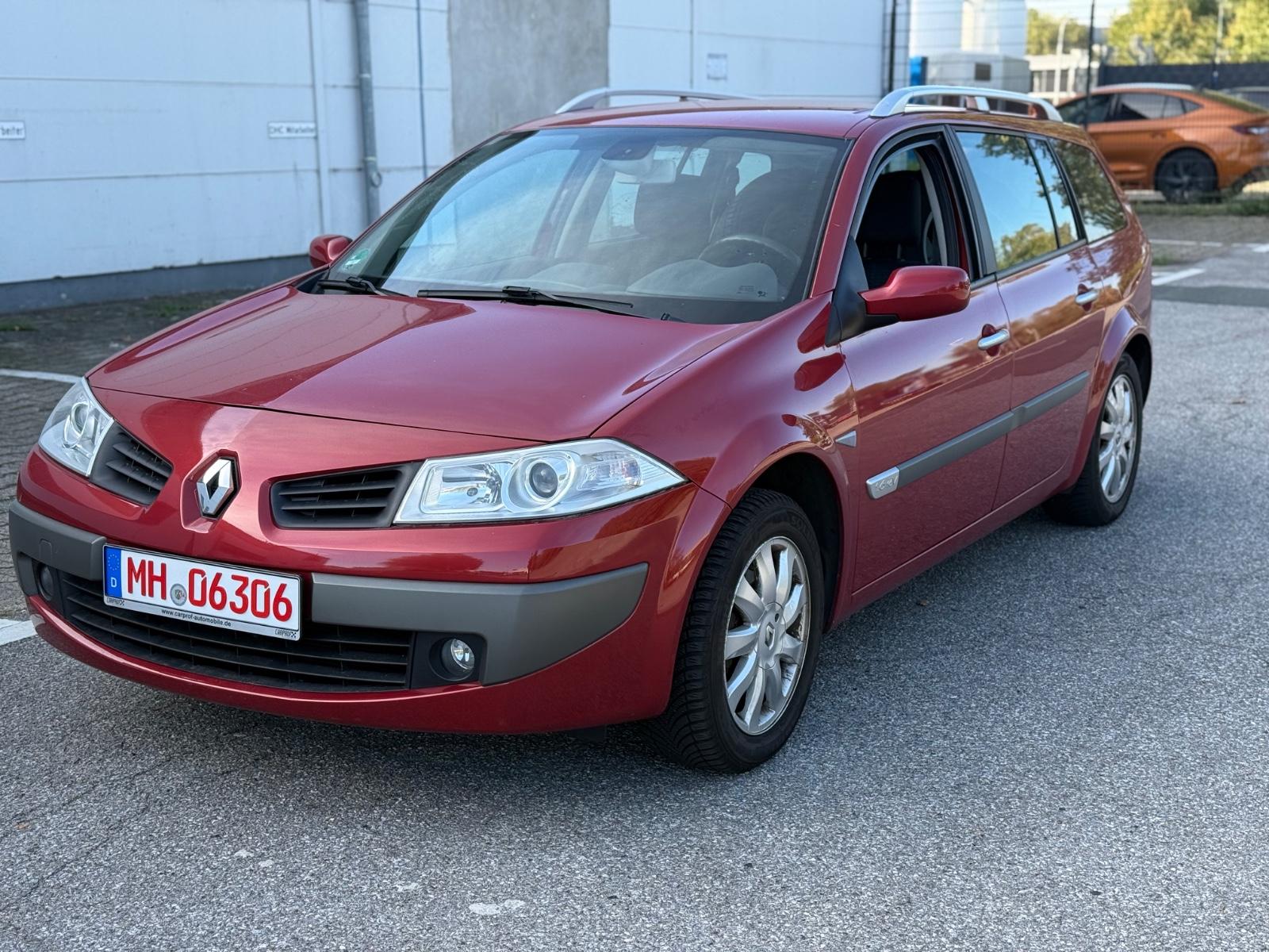 Renault Megane 2006 — rear view