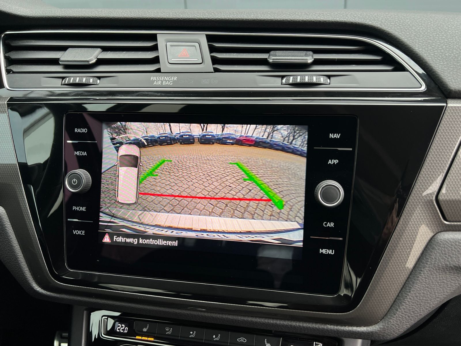 Fahrzeugabbildung Volkswagen Touran JOIN 2.0 TDI DSG *Standheiz,AHK,Navi,ACC*