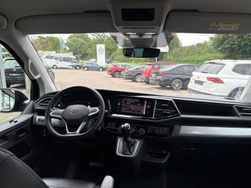 Fahrzeugabbildung Volkswagen T6.1 Multivan Highline 4MO Leder Standh. ACC 18