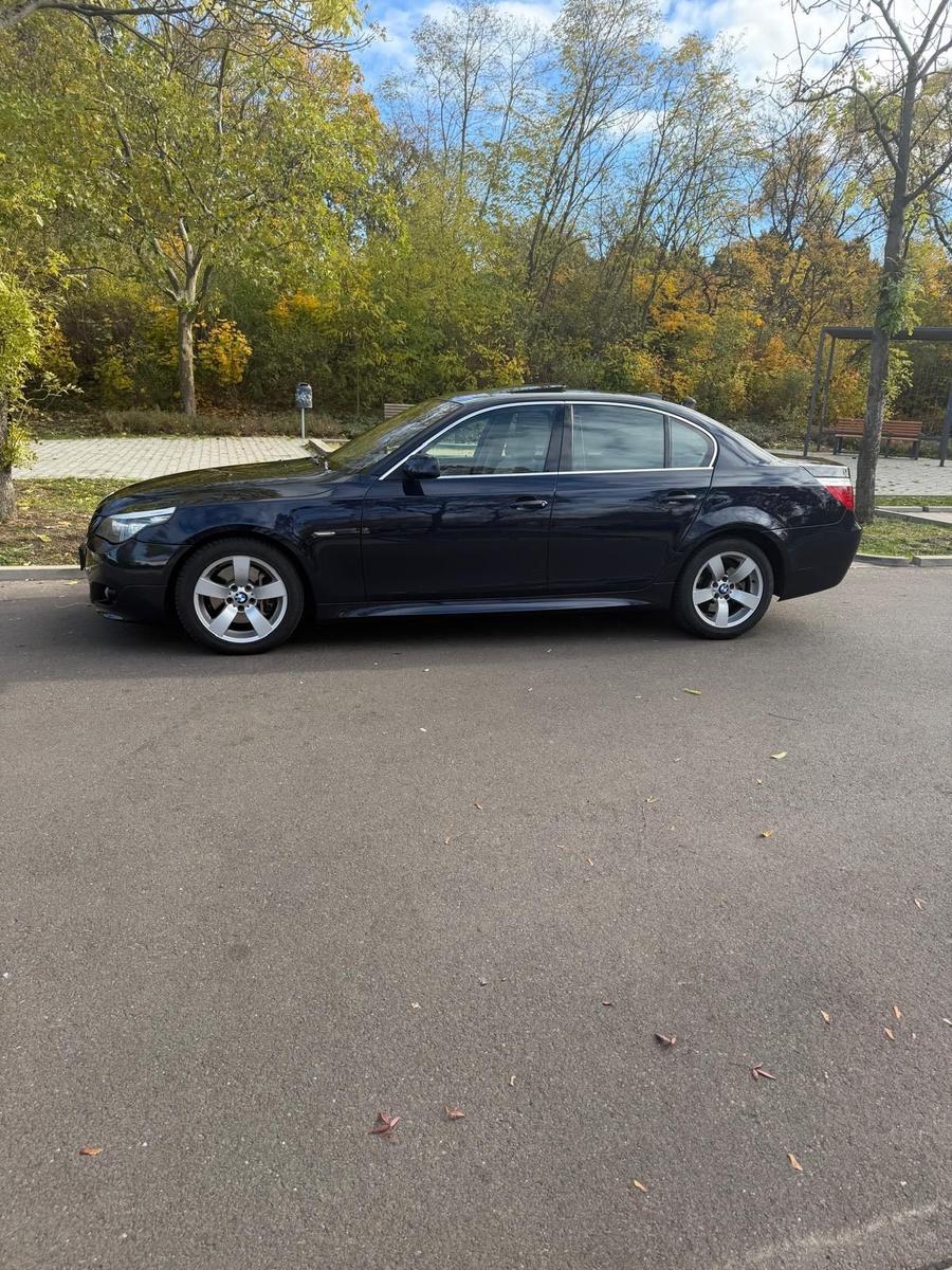 BMW 525