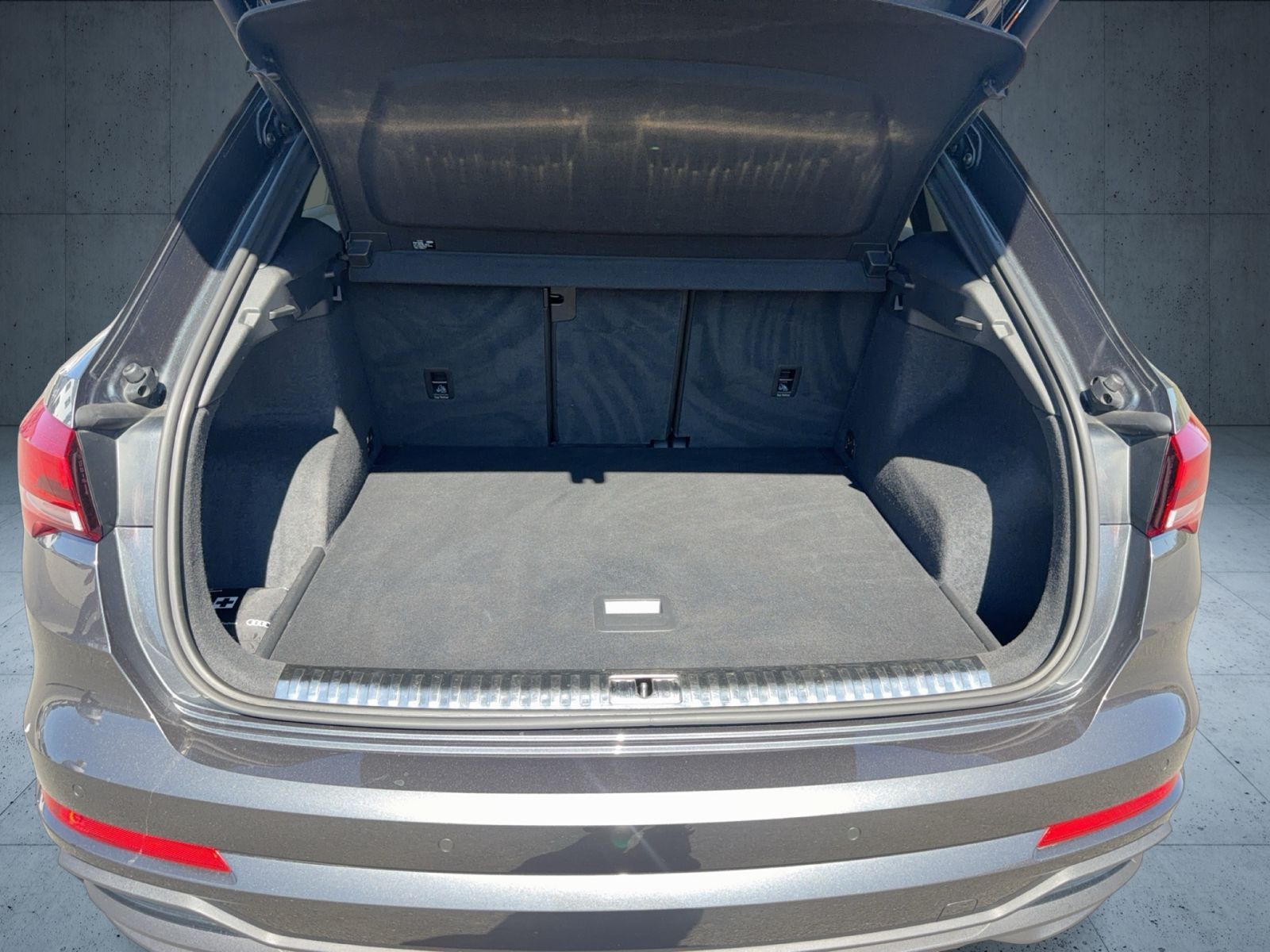 Audi Q3 S line 35 TFSI S tr AHK/Nav/Pano/ASI/sound/19 foto 13