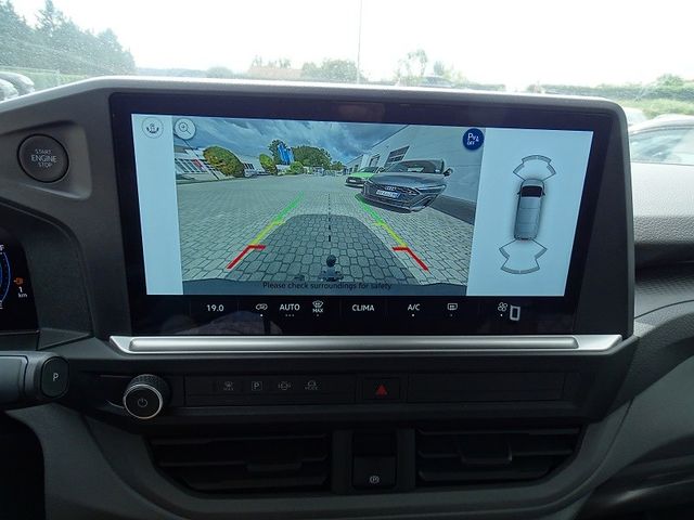 T7 Kombi 2.0 TDI Autom. KR - LED / AHZV