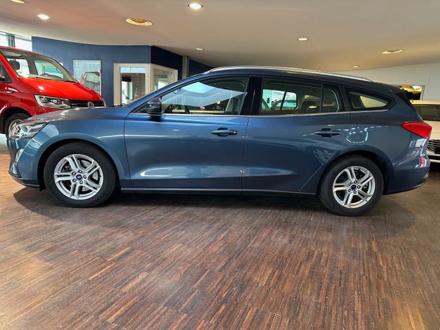 Fahrzeugabbildung Ford Focus Turnier Cool & Connect*CarPlay*RFK*SHZ*1.H