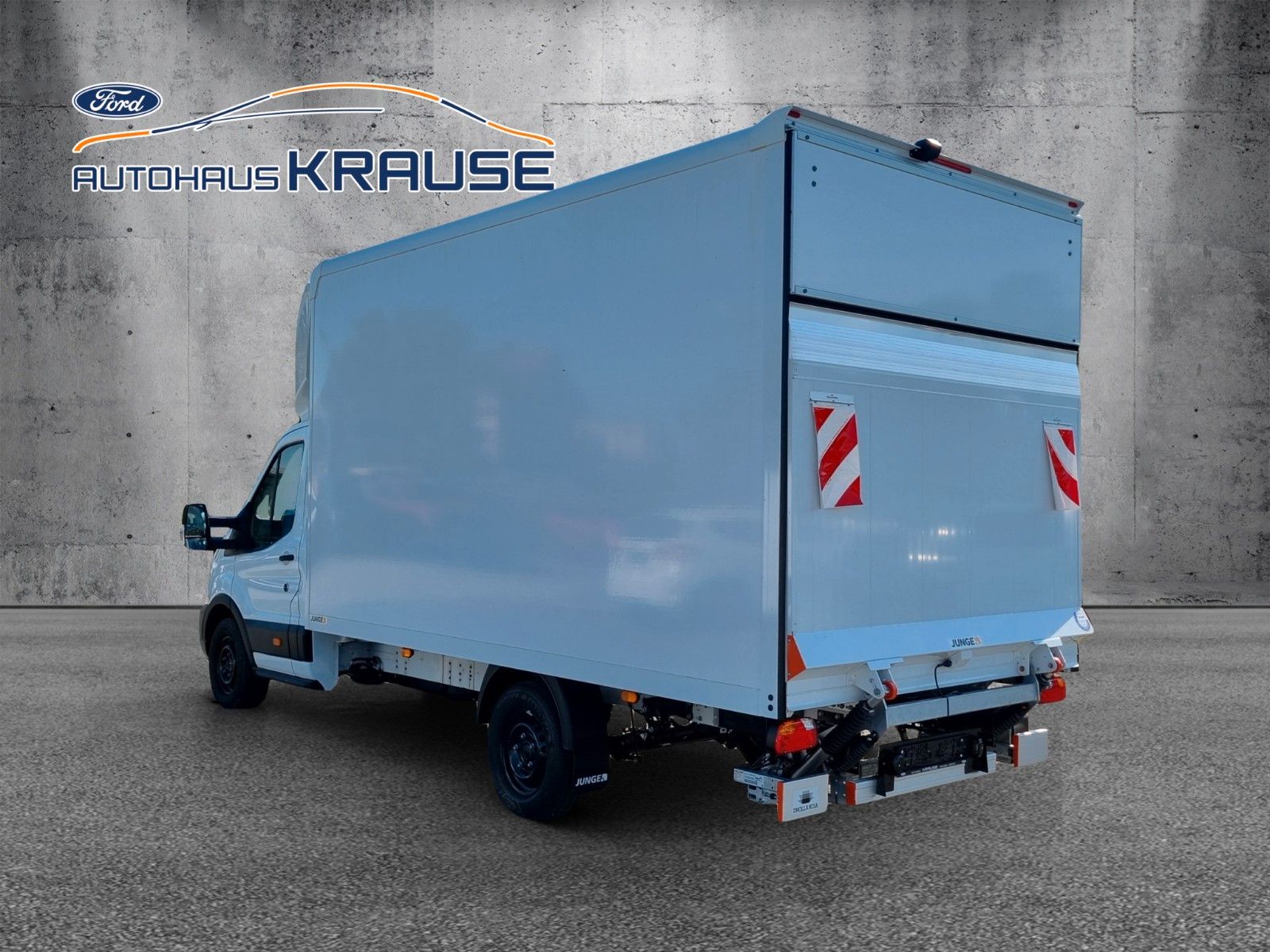 Fahrzeugabbildung Ford Transit Koffer 350 L4 Junge Light Star