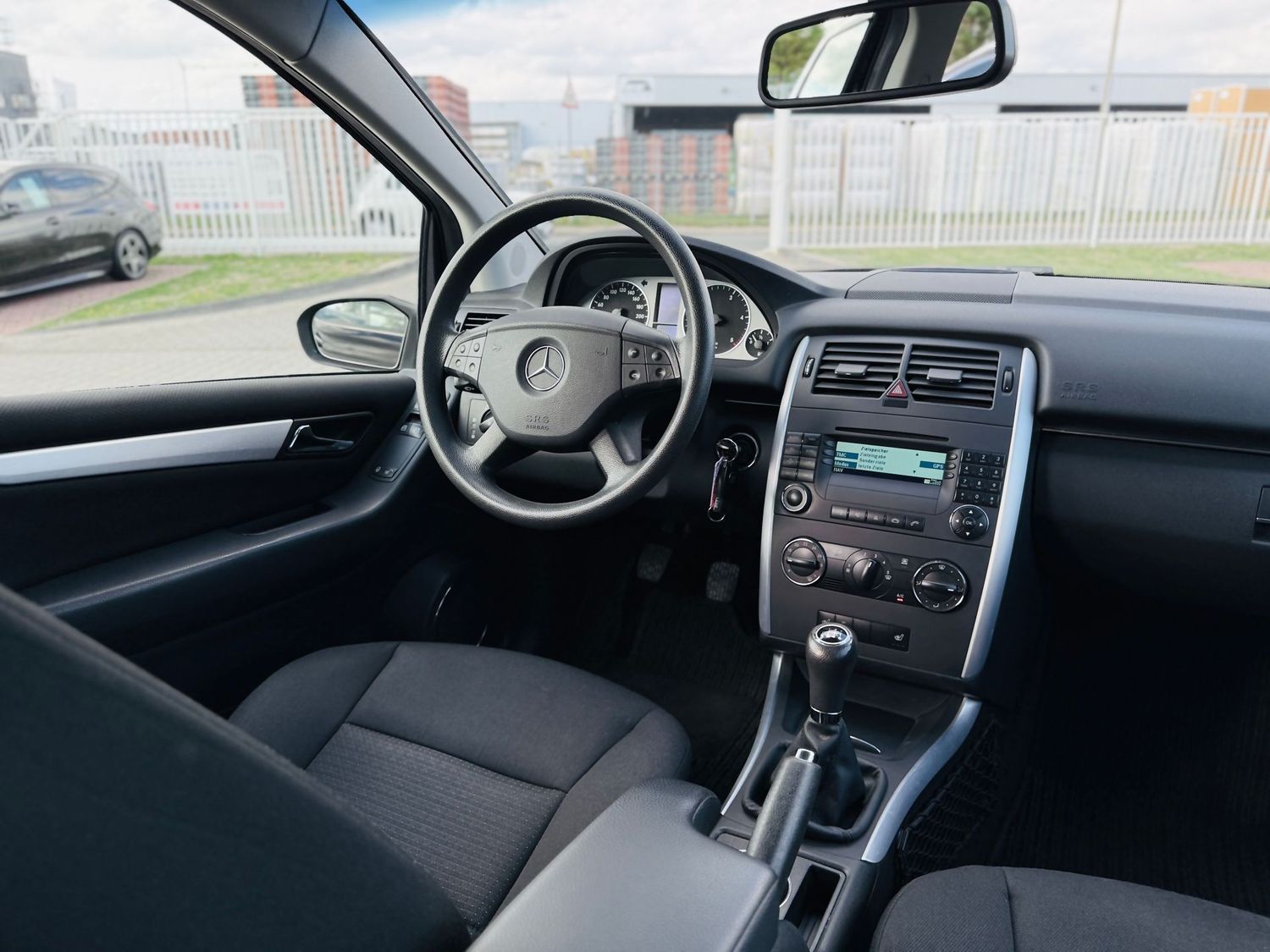 Fahrzeugabbildung Mercedes-Benz B 180 CDI Navi, PTS, AHK abn., Sitzheizung, Chro