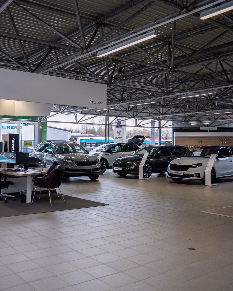 showroom-image-bottom