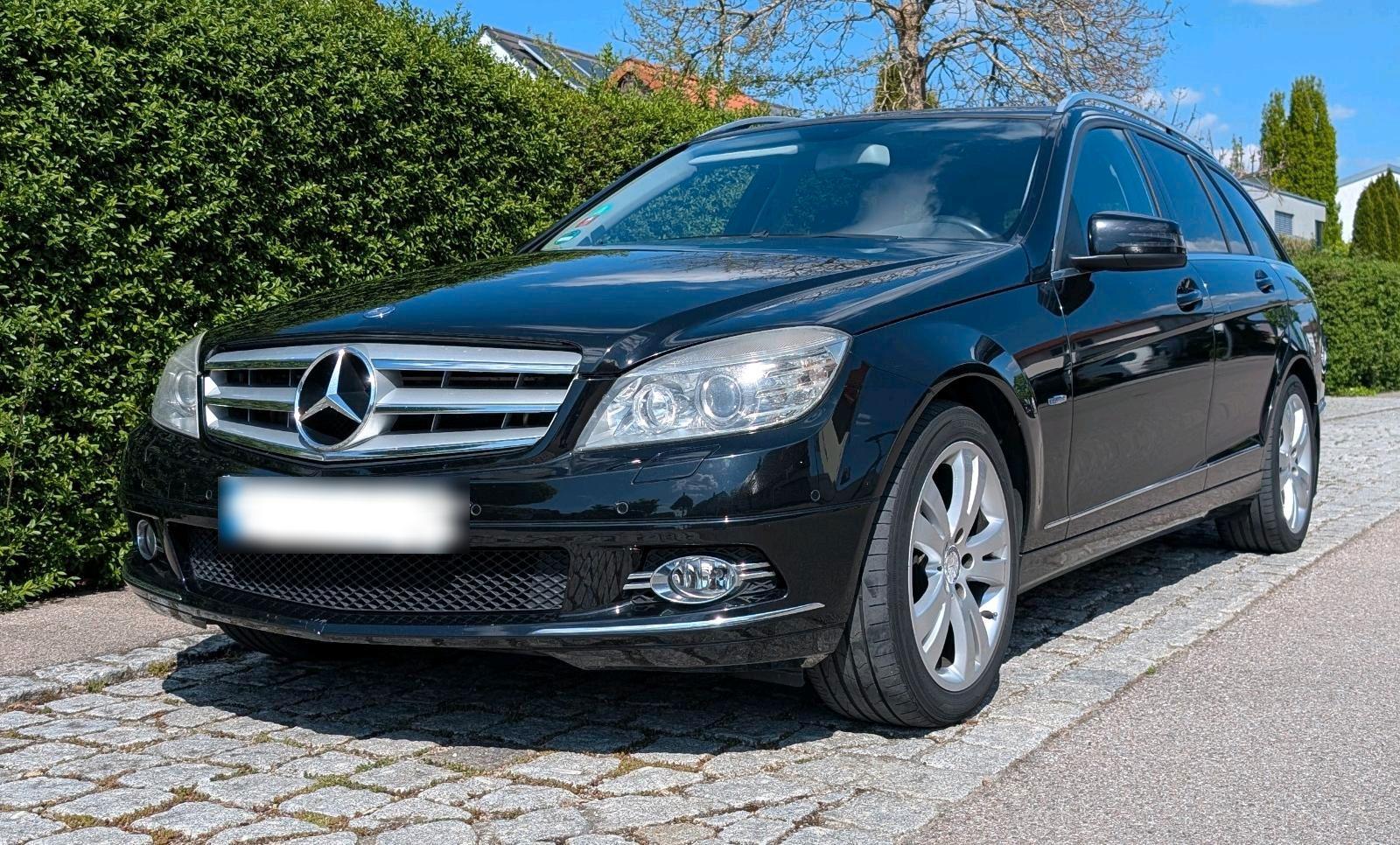 Mercedes-Benz C250 2010 — photo 7