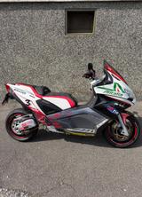 Aprilia Srv 850 - APRILIA ROLLER