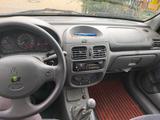 Renault clio 2 , 1,2 l EZ. : 30.7.99 - Renault Clio aus 1999: 1.2
