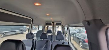 Volkswagen Crafter - 12