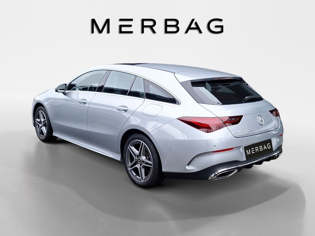 Mercedes-Benz CLA 250 Shooting Brake — fotografia 2