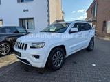 Jeep Grand Cherokee 3.0 CRD Overland - Jeep Grand Cherokee in Bonn