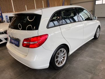 Mercedes-Benz B 180 *Kamera*Klima*Unfallfrei*