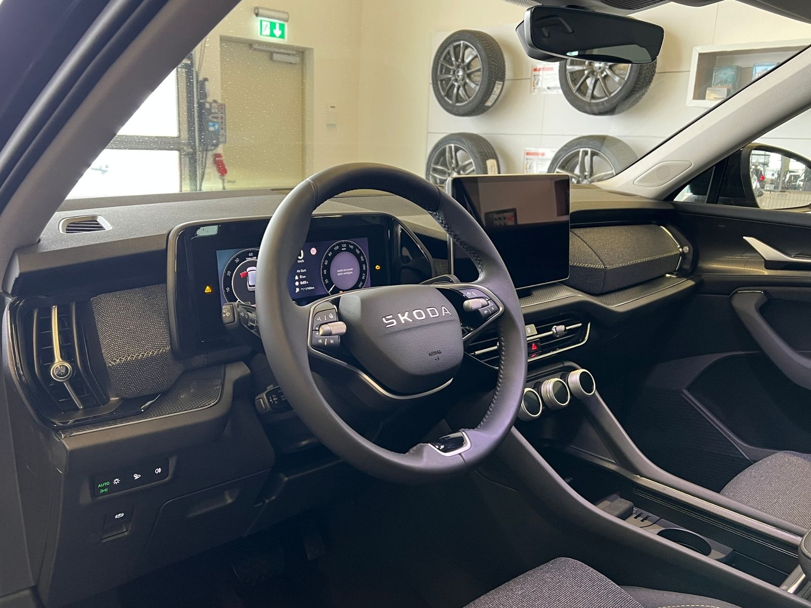 Fahrzeugabbildung SKODA Kodiaq Selection 2.0 TDI DSG *AHK, LED, Komfortp