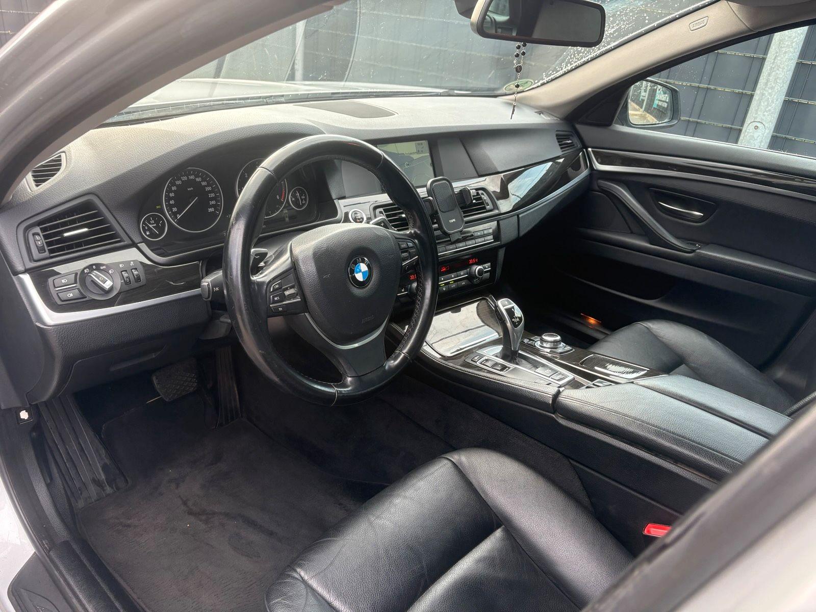 BMW 520 2012 — photo 10