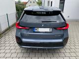 BMW iX1 eDrive20 Jahreswagen AHK Sportpaket StormBay - BMW iX1 von privat