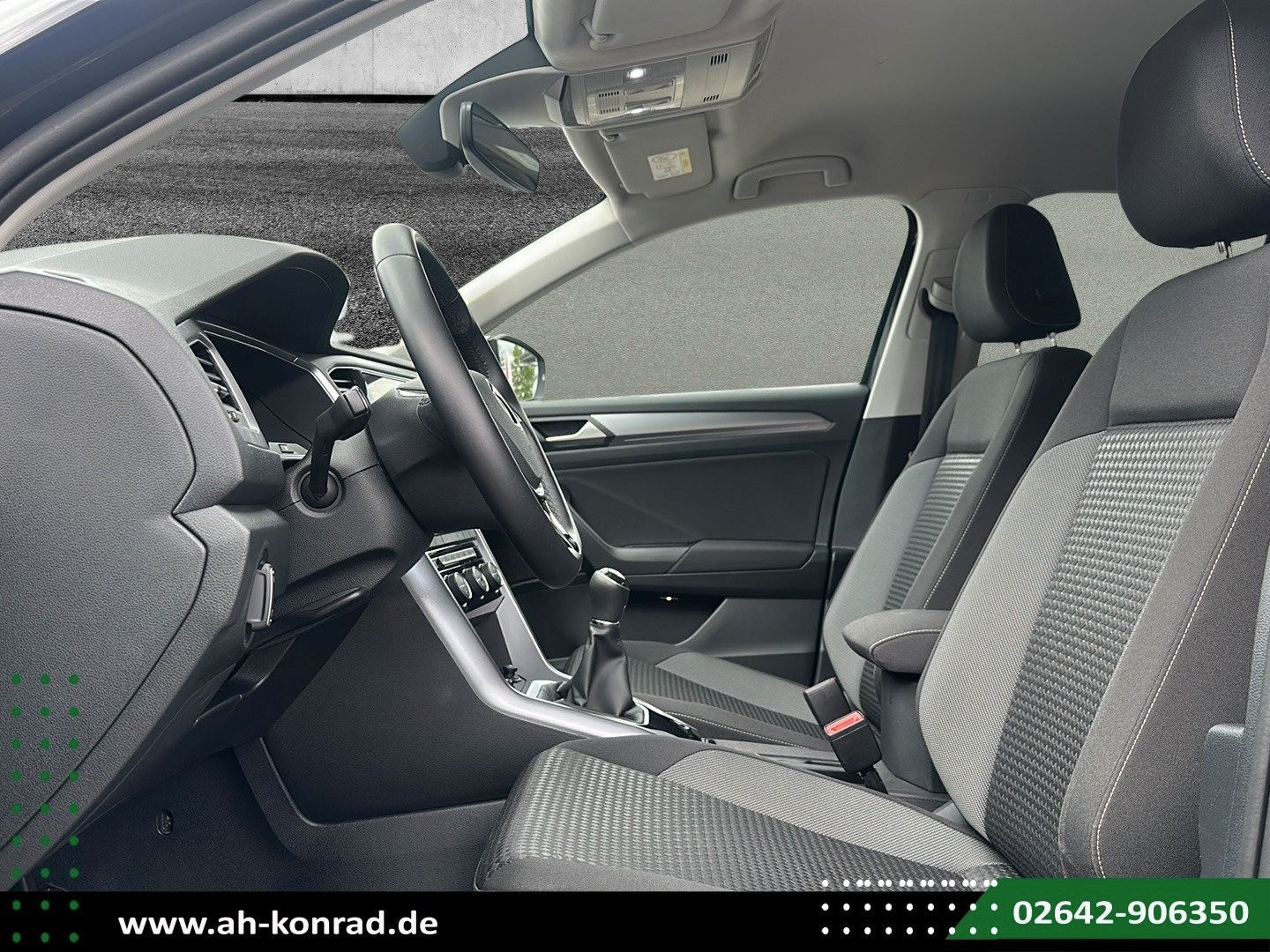 Fahrzeugabbildung Volkswagen T-Roc 1.0 TSI Active+PDC+Sitzheizung