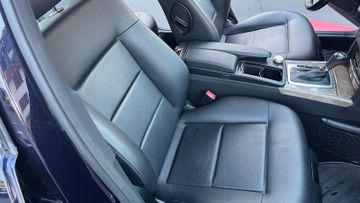 Mercedes E 220 - 12