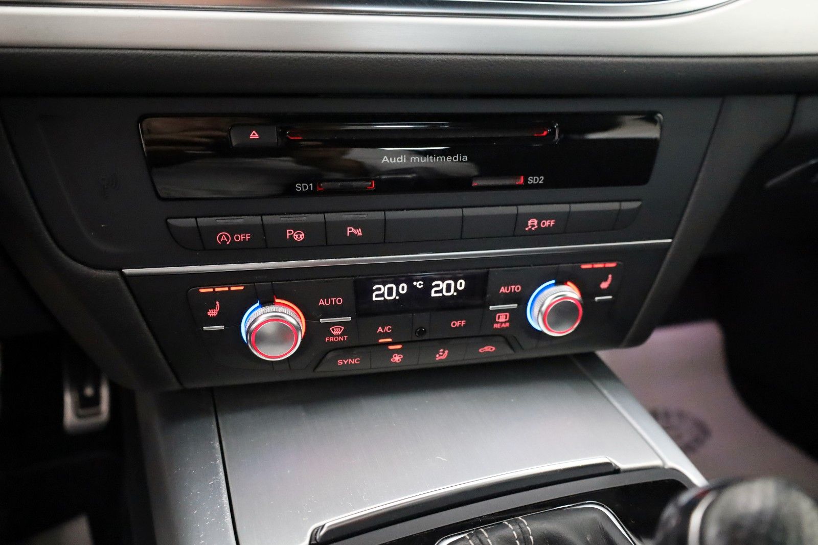 Fahrzeugabbildung Audi A6 Avant 1.8 TFSI ultra S Line TLeder,Navi,Xenon