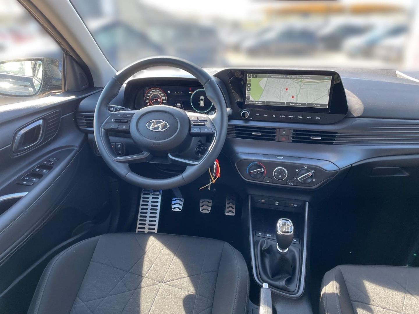 Fahrzeugabbildung Hyundai BAYON 1.0T Mild-Hybrid 48V Trend Navigation Rück