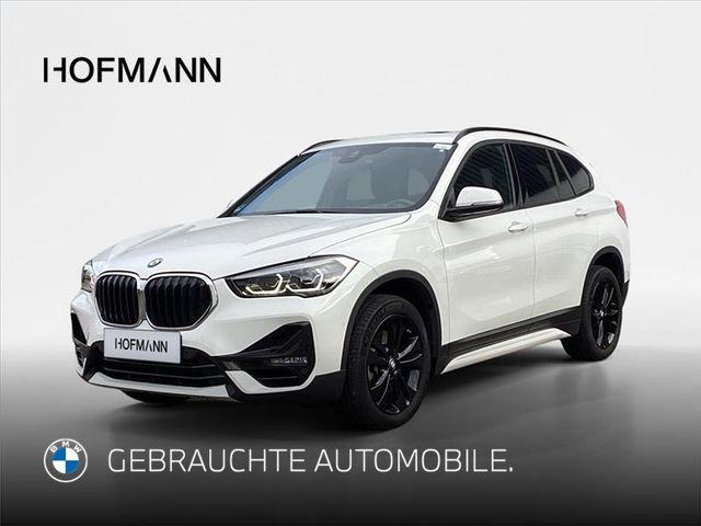 BMW X1 xDrive20i Sport Line 18"RFK PANO NAV HIFI LED