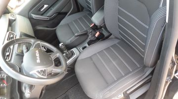 Dacia Duster Journey+ TCe 130 PS mit AHZV NAVI  Kamer