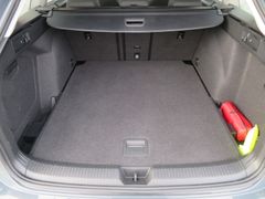 VW Golf VIII Variant 2.0TDI Life DSG Kamera LED Nav VW Golf VIII Variant 2.0TDI Life DSG Kamera LED Nav