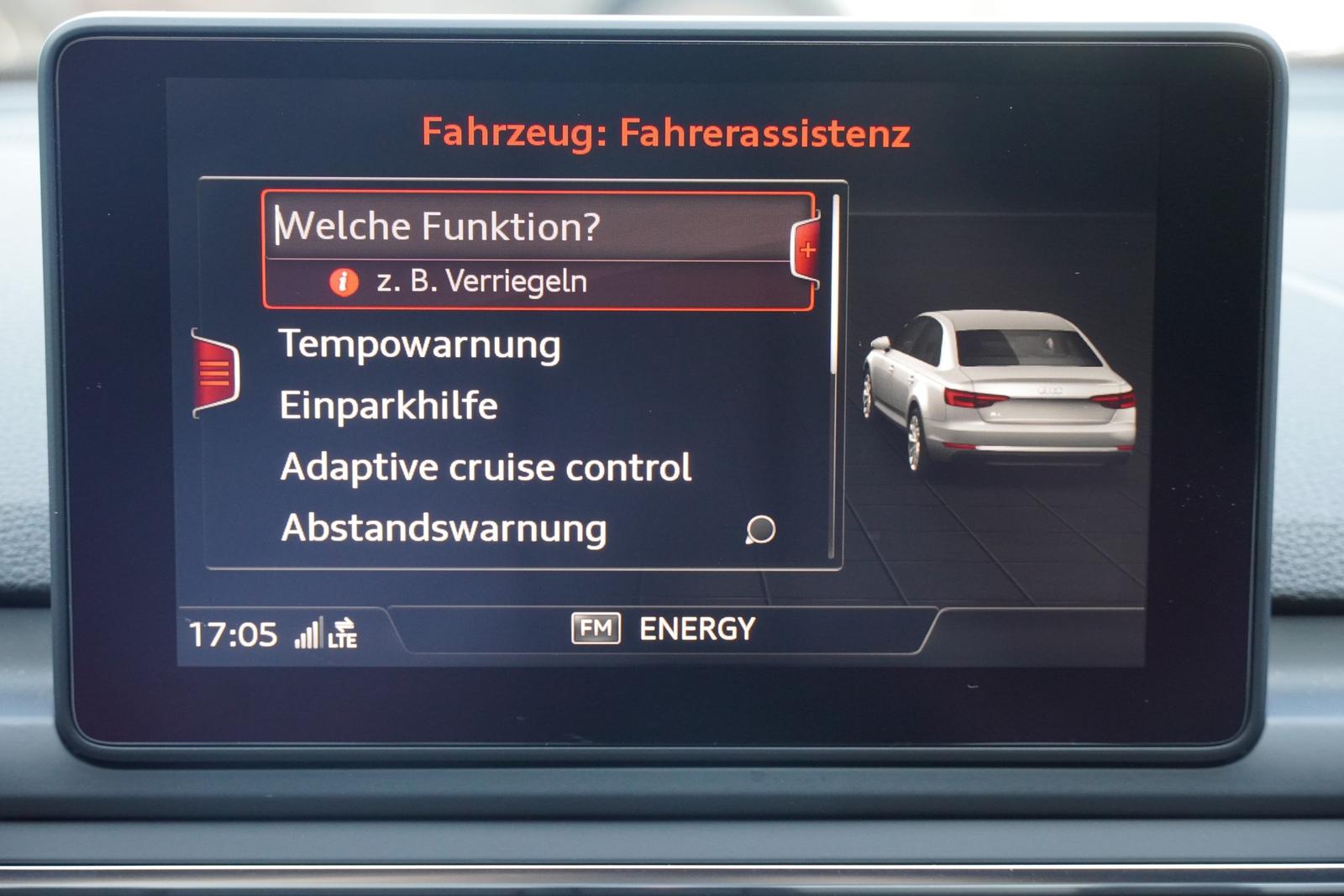 Audi A4 2.0 TFSI S-tronic S-Line LED ACC Navi Kamera