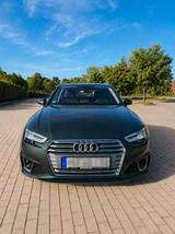 Audi A4 40 TDI S tronic S line Avant S line - Audi A4: Grün, mit Navigationssystem