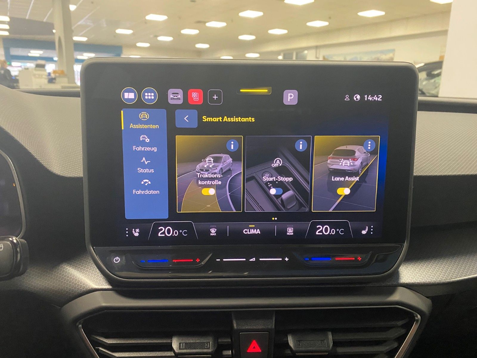 Fahrzeugabbildung SEAT Leon 1.5 TSI STYLE+R Kamera+ACC+3 Zonen KLIMA+BC