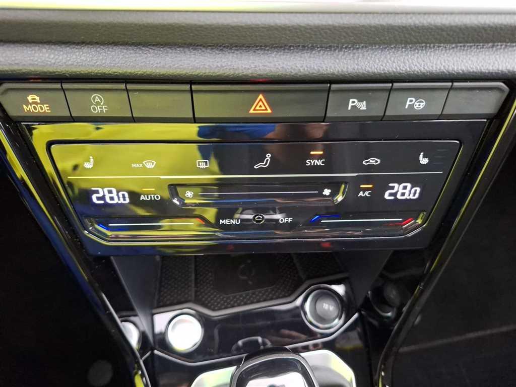 Volkswagen T-Roc R-Line 1.5 TSI DSG Business-Paket