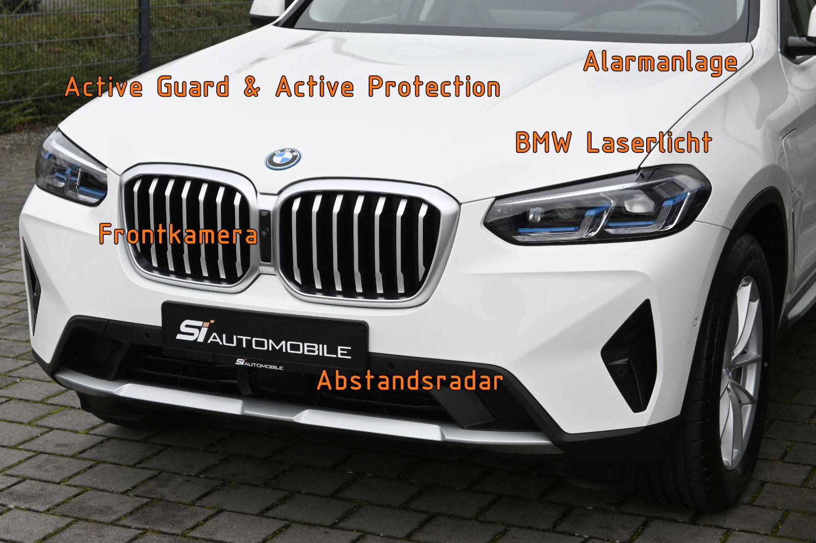 Fahrzeugabbildung BMW X3 xDr.30e °ACC°AHK°ADAP.FAHRWERK°HUD°MEMO°360°