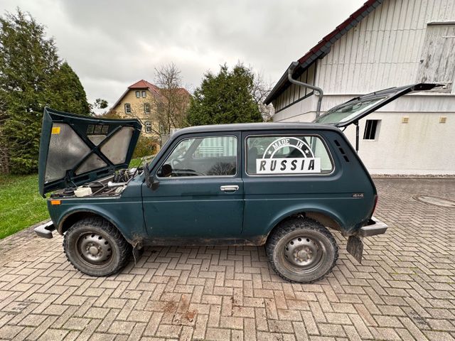 Lada Niva Only