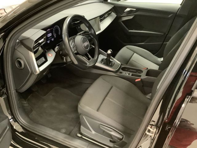 A3 Sportback 30 TFSI 6-Gang,Navi,GRA,Scheiben ab