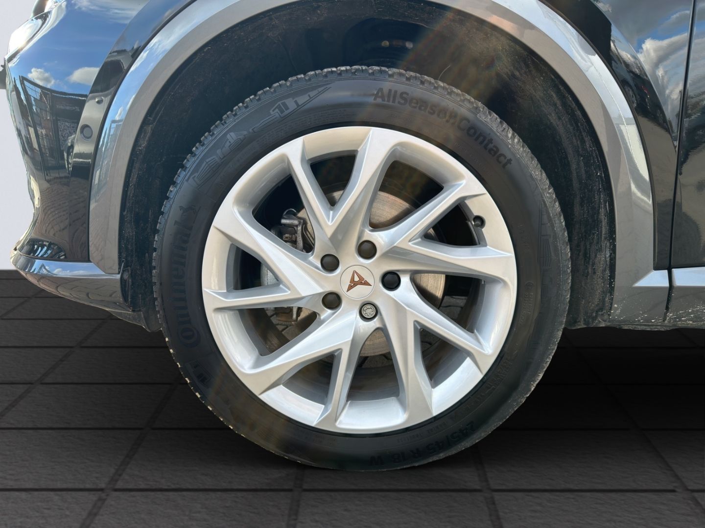 Formentor 1.5TSI 110kW DSG LED GJR ACC Parklenka