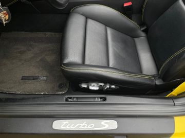 Porsche 991.2 Turbo S Cabrio*PDK*Chrono*Sportsitz*PCCB*