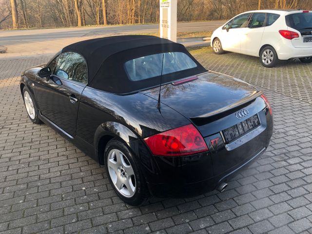 Audi TT Roadster 1.8 T  HU neu