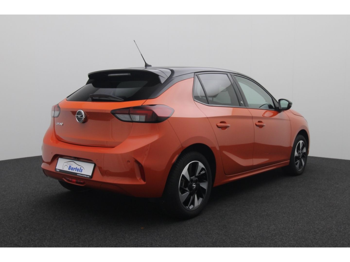 Fahrzeugabbildung Opel Corsa-e F Edition LED Kamera Einparkhilfe