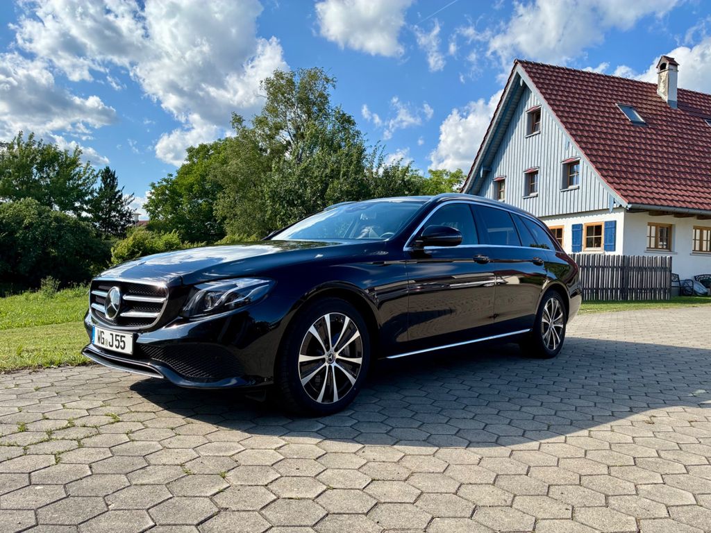 Image of Mercedes-Benz E 400