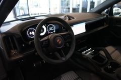 PORSCHE Cayenne GTS Coupe | Leichtbau Sport-Paket Carbon PORSCHE Cayenne GTS Coupe | Leichtbau Sport-Paket Carbon