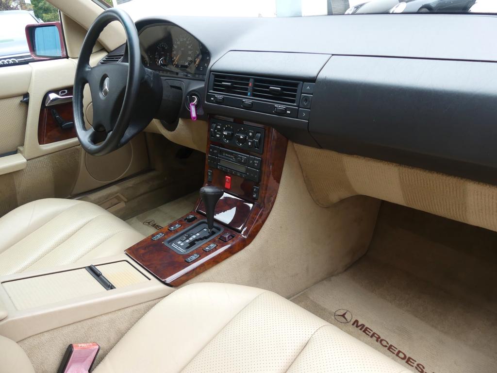 Mercedes-Benz SL 300