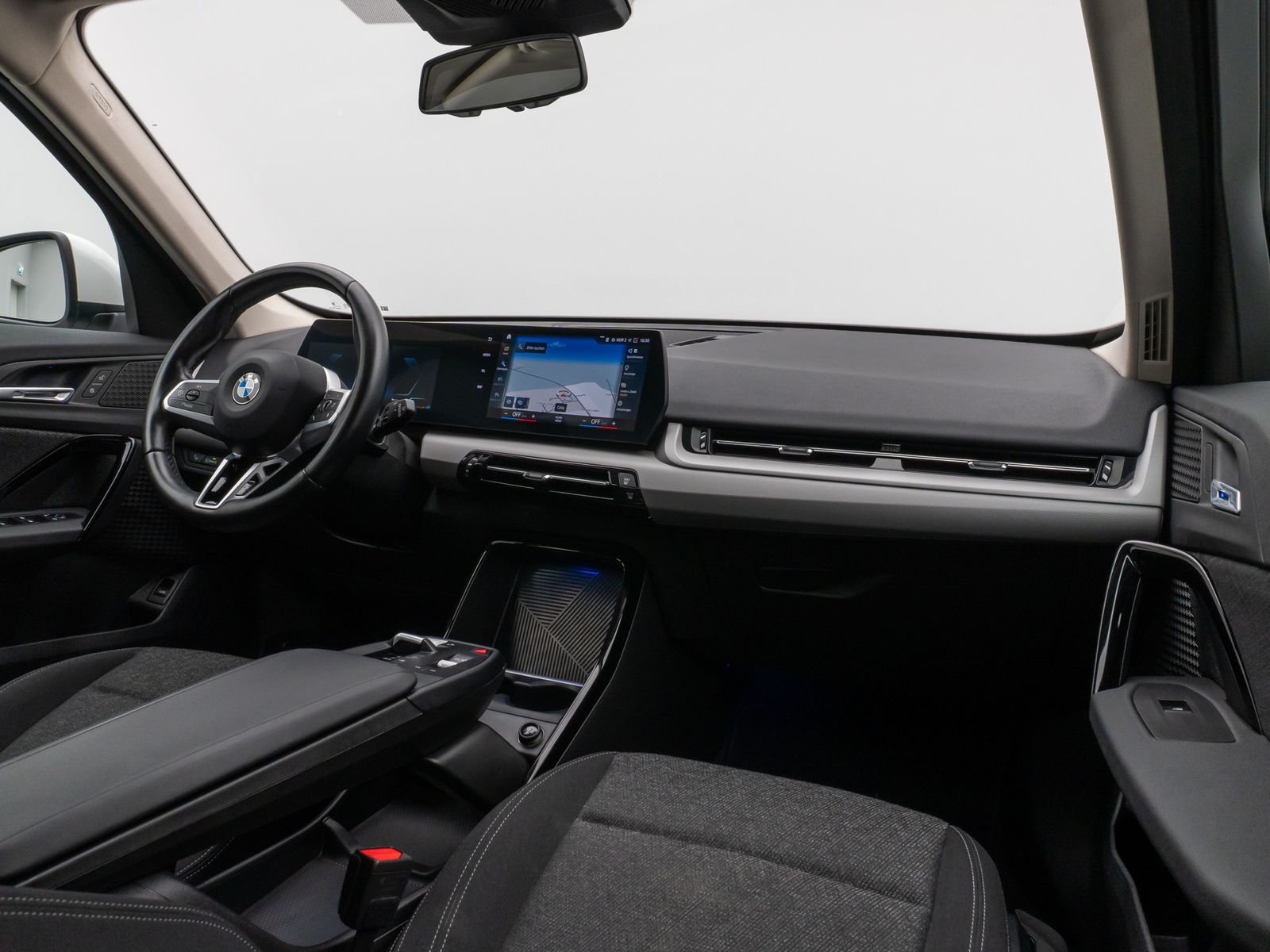 Fahrzeugabbildung BMW X1 sD18i Kamera CockPit+ DAB DrivingAssist LED