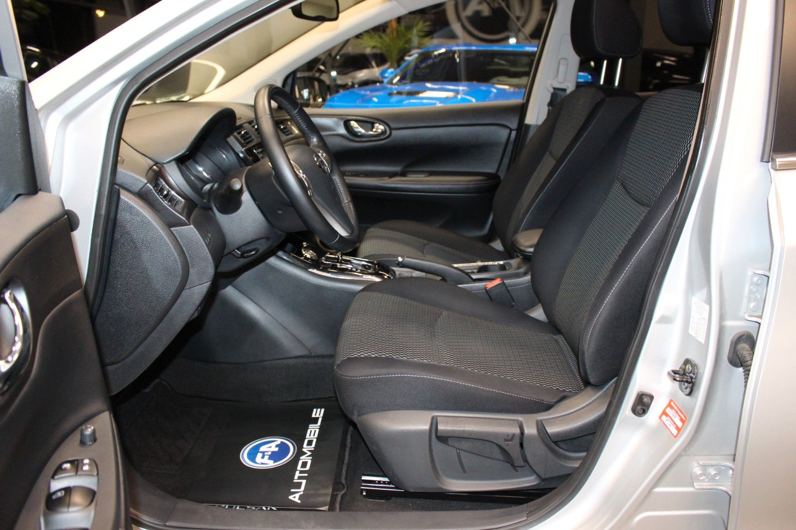 Fahrzeugabbildung Nissan Pulsar 1.2 DIG-T N-TEC Xtronic*Kamera*Navi*2Hd