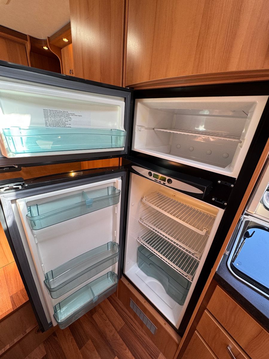 Fahrzeugabbildung HYMER / ERIBA / HYMERCAR T 614 CL 2X2 EXCLUSIVE LINE DUCATO MAXI SOLAR 1H